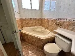 Baño del master con jacuzzi
