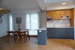 Comedor y cocina abierta con isla